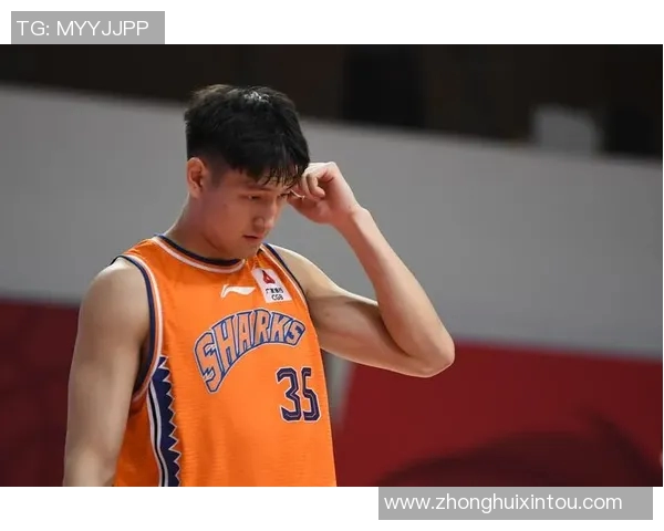 张兆旭的篮球之路：从青涩少年到职业球员的成长历程与奋斗精神