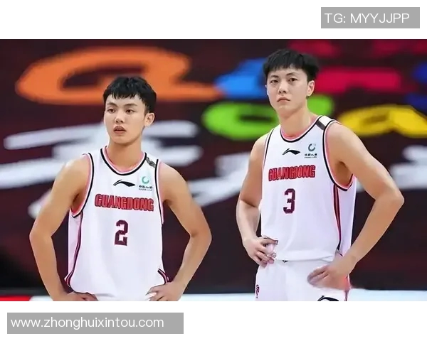 杭州足球队与重庆足球队赛后分析:节奏掌控与战术对决的深度剖析