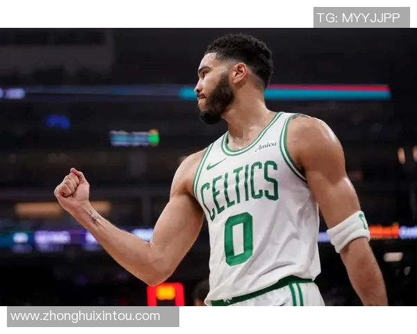杰森塔图姆如何在NBA赛场上展现领导力与卓越才华